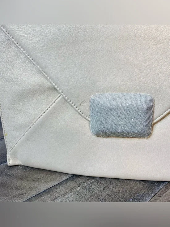 Halston Heritage Leather Envelope Clutch Large Cream Color - Picture 2 of 8